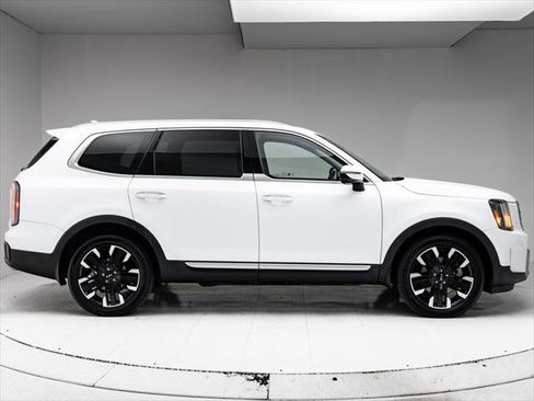Used 2024 Kia Telluride SX Prestige AWD/4WD image 33