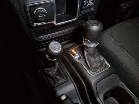 Used 2023 Jeep Wrangler Sport AWD/4WD image 12