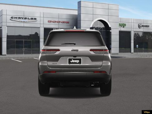 New 2025 Jeep Grand Cherokee L Limited image 6