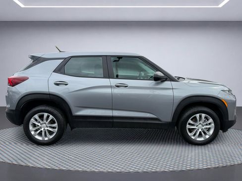 Used 2023 Chevrolet TrailBlazer LS AWD/4WD image 9