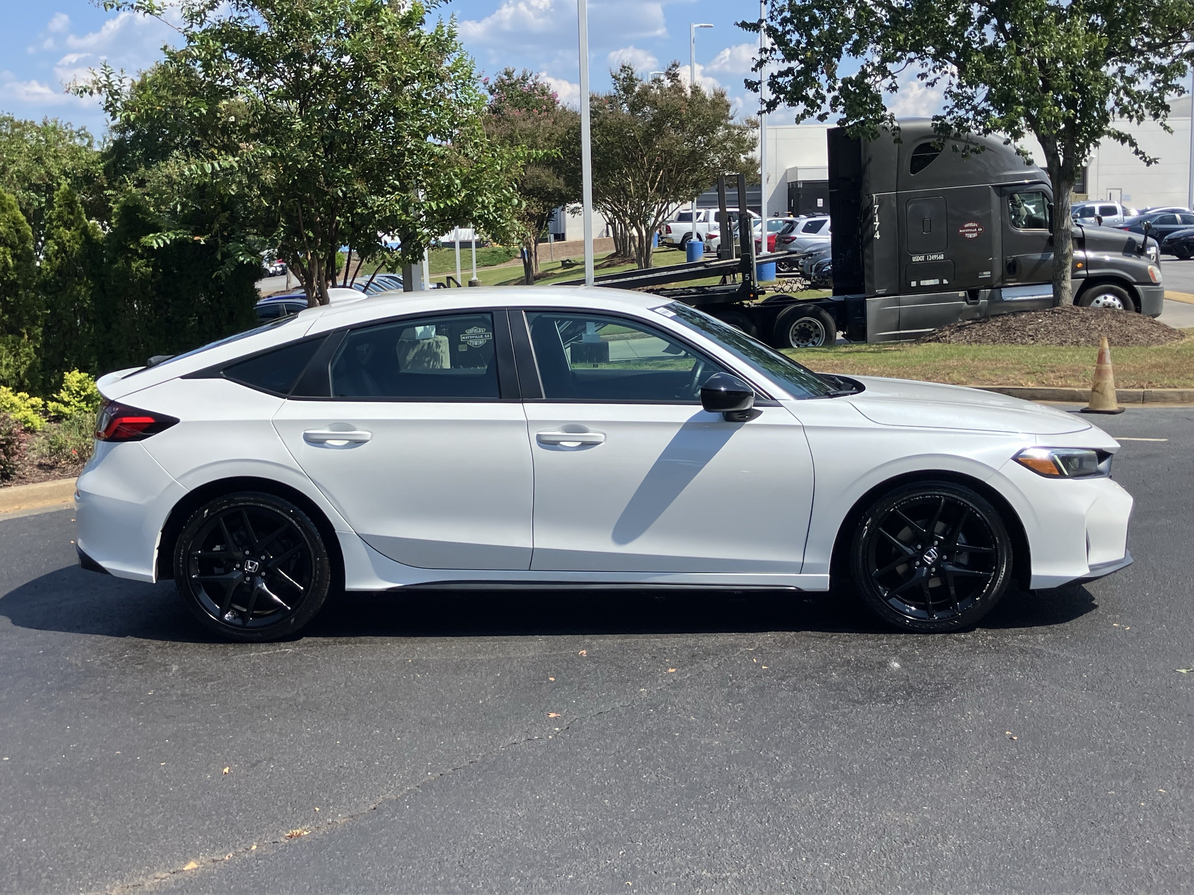 Certified 2025 Honda Civic Sport image 11