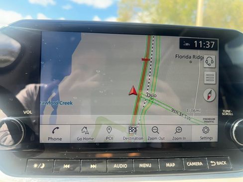 Used 2021 Nissan Rogue SL w/ Premium Package image 21