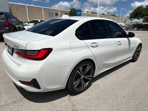 Used 2022 BMW 330i Sedan w/ Convenience Package RWD image 4