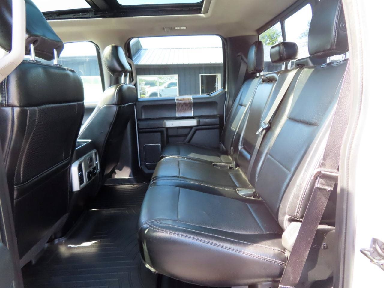 Used 2018 Ford F250 Lariat w/ Lariat Ultimate Package AWD/4WD image 47
