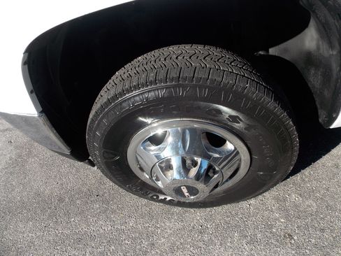 Used 2012 GMC Sierra 3500 SLE w/ SLE Preferred Package image 19