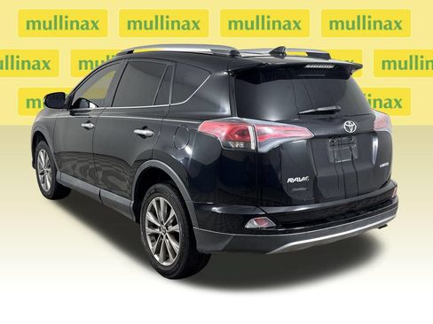 Used 2017 Toyota RAV4 Limited FWD image 8