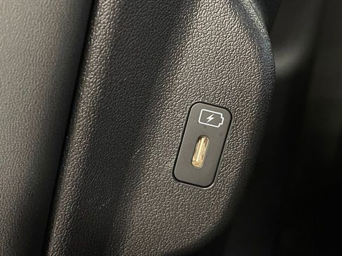 Used 2024 Kia Niro Wave w/ Wave Preserve Package image 37