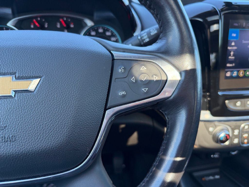 Used 2020 Chevrolet Traverse Premier AWD/4WD image 17