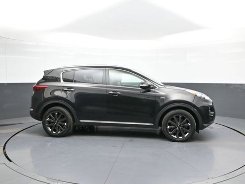 Used 2019 Kia Sportage EX w/ EX Sport Appearance Package AWD/4WD image 5