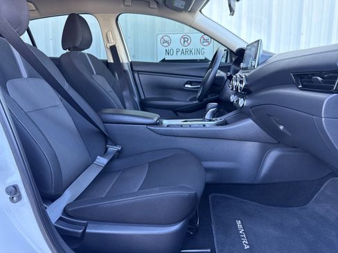 Used 2023 Nissan Sentra SV image 35