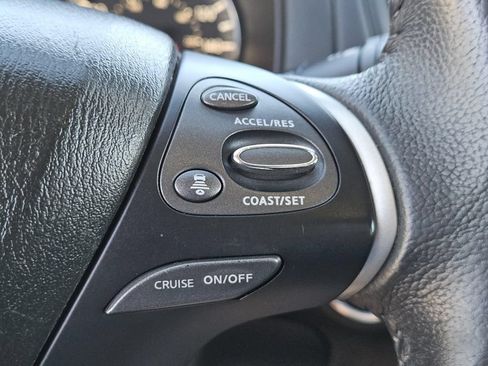 Used 2020 Nissan Pathfinder SV FWD image 20