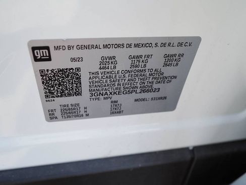Used 2023 Chevrolet Equinox LT FWD image 39