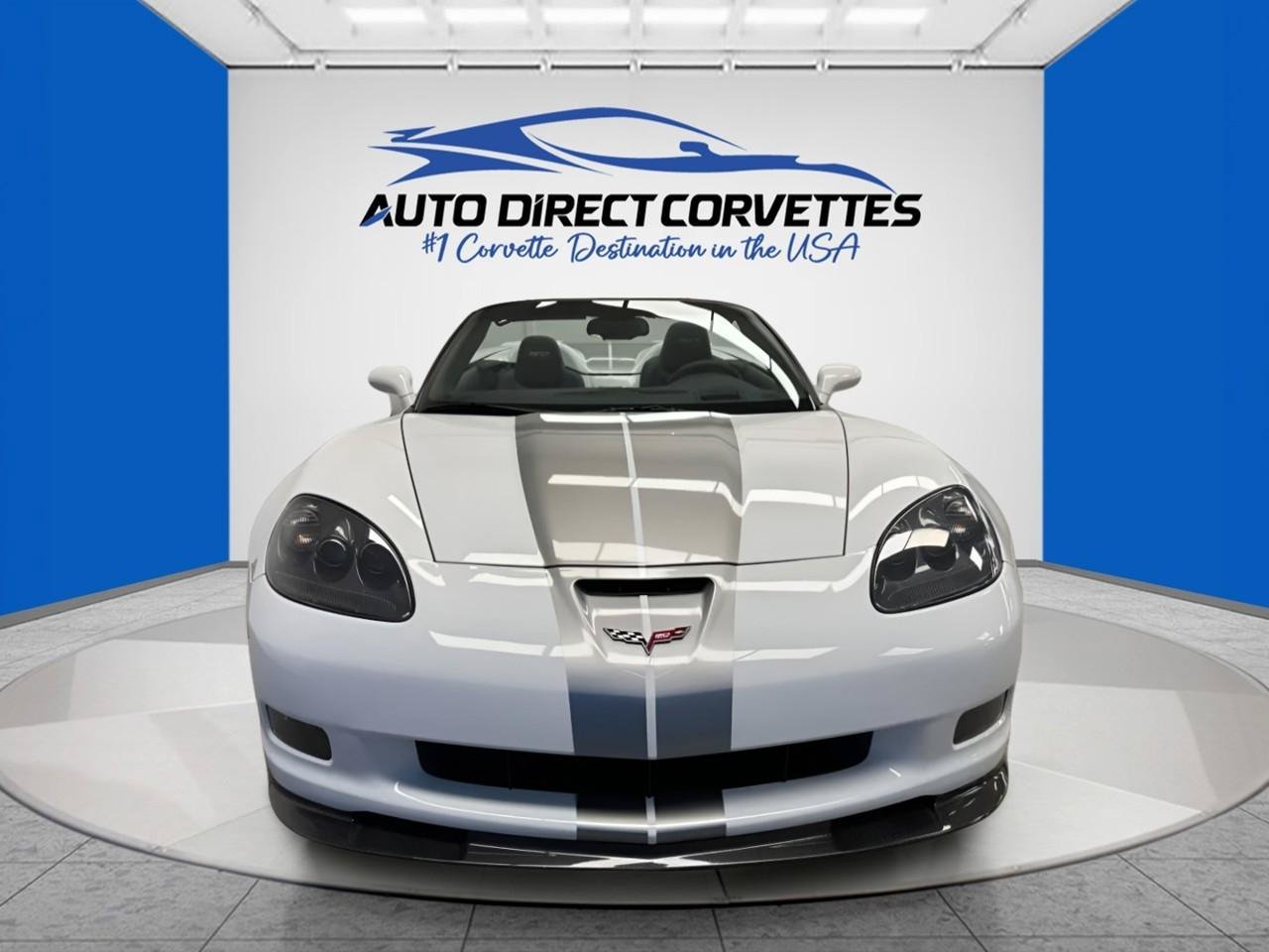 Used 2013 Chevrolet Corvette Grand Sport w/ 4LT Preferred Equipment Group RWD image 2
