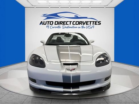 Used 2013 Chevrolet Corvette Grand Sport w/ 4LT Preferred Equipment Group RWD image 2