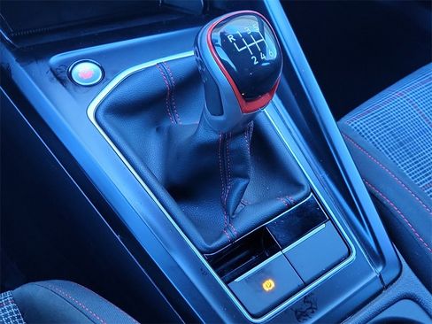 Used 2023 Volkswagen GTI Autobahn image 27