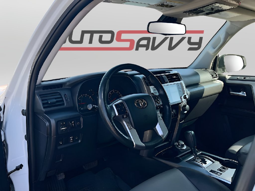 Used 2024 Toyota 4Runner SR5 Premium w/ Moonroof Package AWD/4WD image 9