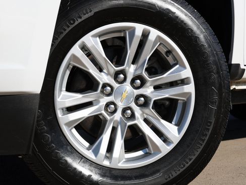 Used 2021 Chevrolet Colorado LT w/ Fleet Safety Package image 11