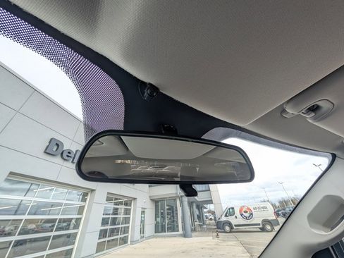 Used 2014 RAM 1500 Express image 32