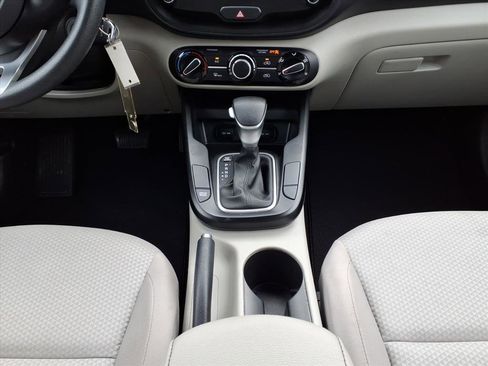 Used 2024 Kia Soul LX w/ Option Group 015 image 19