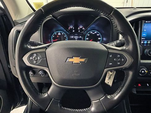 Used 2022 Chevrolet Colorado LT w/ LT Convenience Package AWD/4WD image 33