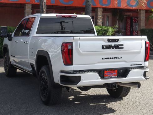 Used 2025 GMC Sierra 2500 Denali w/ Denali Reserve Package AWD/4WD image 6