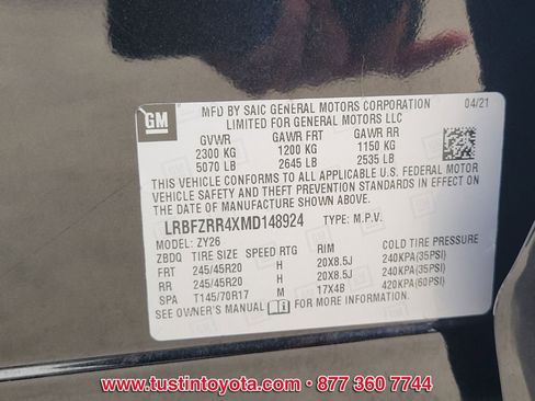 Used 2021 Buick Envision Avenir w/ Technology Package II image 16