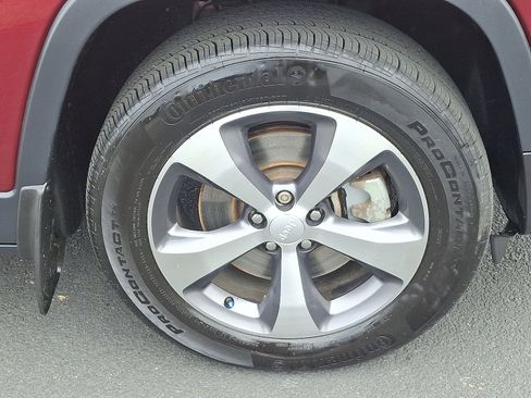 Used 2021 Jeep Cherokee Limited AWD/4WD image 8