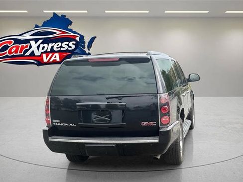 Used 2011 GMC Yukon XL Denali AWD/4WD image 34