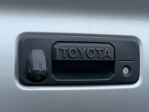 Used 2023 Toyota Tacoma TRD Off-Road w/ TRD Premium Off Road Package AWD/4WD image 60
