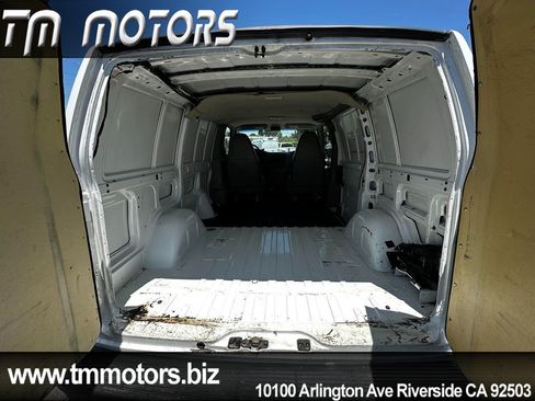 Used 2003 Chevrolet Astro RWD image 9
