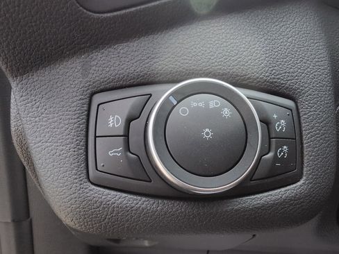 Used 2017 Ford Escape SE image 33