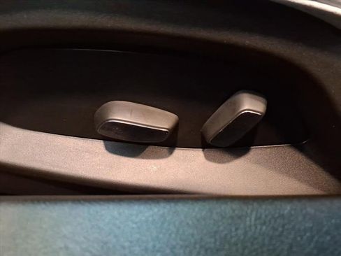 New 2025 Chevrolet Corvette E-Ray w/ ZER Performance Package AWD/4WD image 17