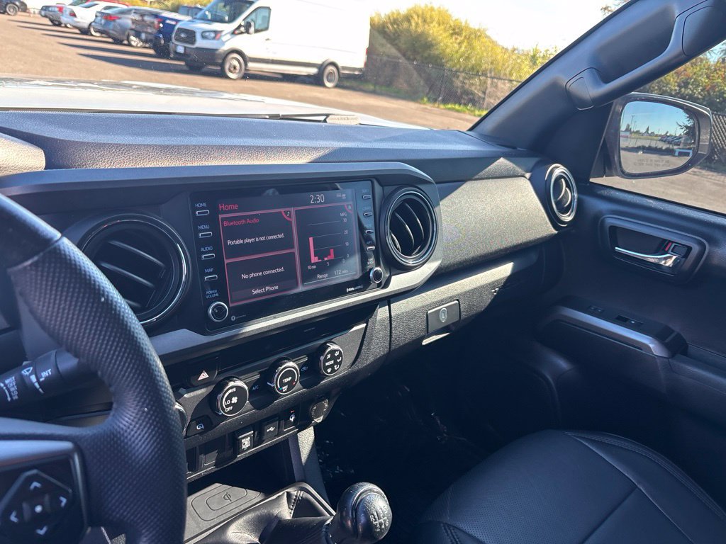 Used 2020 Toyota Tacoma TRD Off-Road AWD/4WD image 14