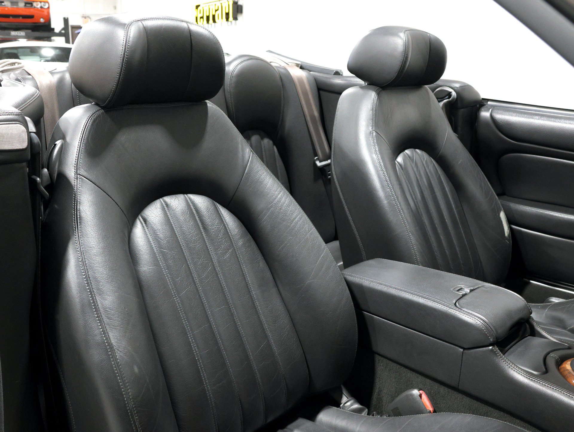 Used 2001 Jaguar XK8 Convertible RWD image 32
