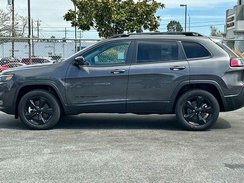 New 2023 Jeep Cherokee Altitude Lux image 7