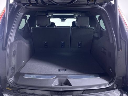 New 2026 Cadillac Escalade ESV V w/ LPO, ONYX Package AWD/4WD image 14