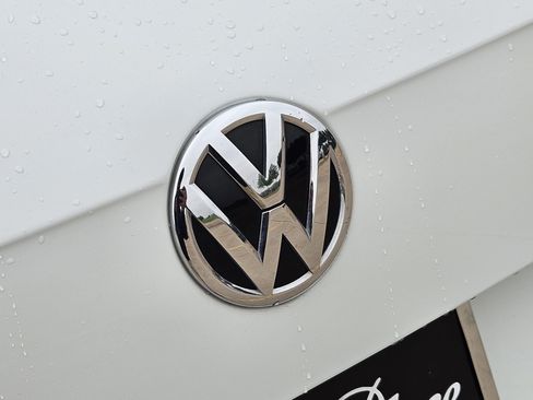 Used 2020 Volkswagen Tiguan S FWD image 29