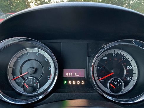 Used 2014 Dodge Grand Caravan American Value Package image 17