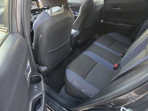 Used 2021 Toyota C-HR XLE image 13