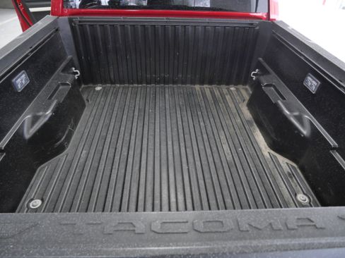 Used 2024 Toyota Tacoma TRD Off-Road image 19