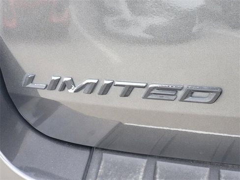 Used 2020 Ford Explorer Limited w/ Class III Trailer Tow Package image 6