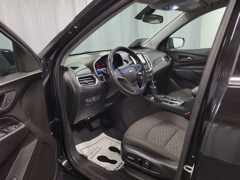 Used 2019 Chevrolet Equinox LT w/ Sun & Navigation Package image 13