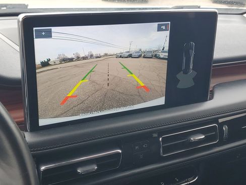 Certified 2023 Lincoln Nautilus Reserve image 17