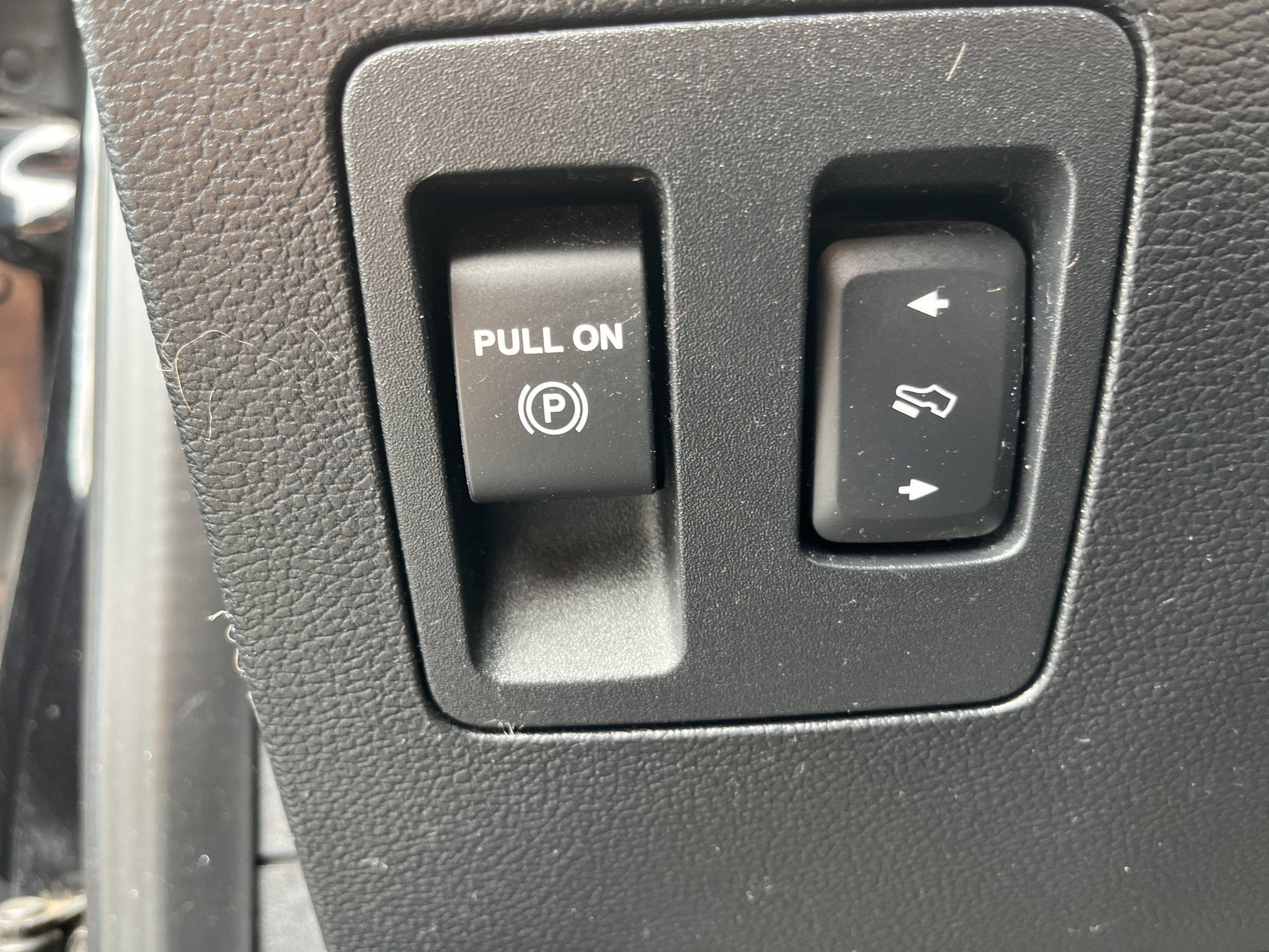 Used 2019 Ford F150 XLT w/ Equipment Group 302A Luxury AWD/4WD image 29