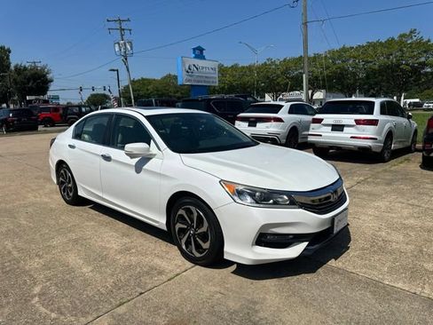 Used 2016 Honda Accord EX-L image 3