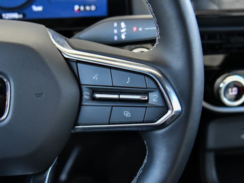 Used 2024 Honda Prologue Touring image 32