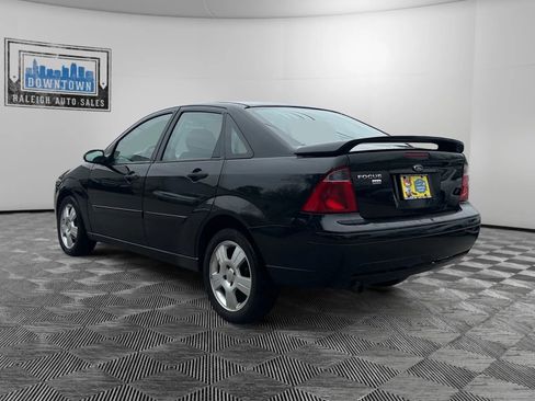 Used 2007 Ford Focus SE image 8