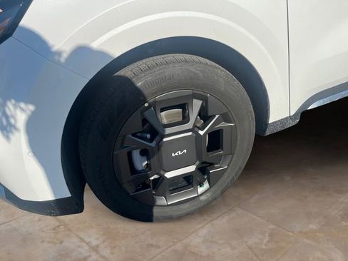 New 2026 Kia Carnival SX FWD image 14