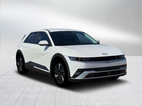 New 2026 Hyundai Ioniq 5 SEL AWD/4WD image 11