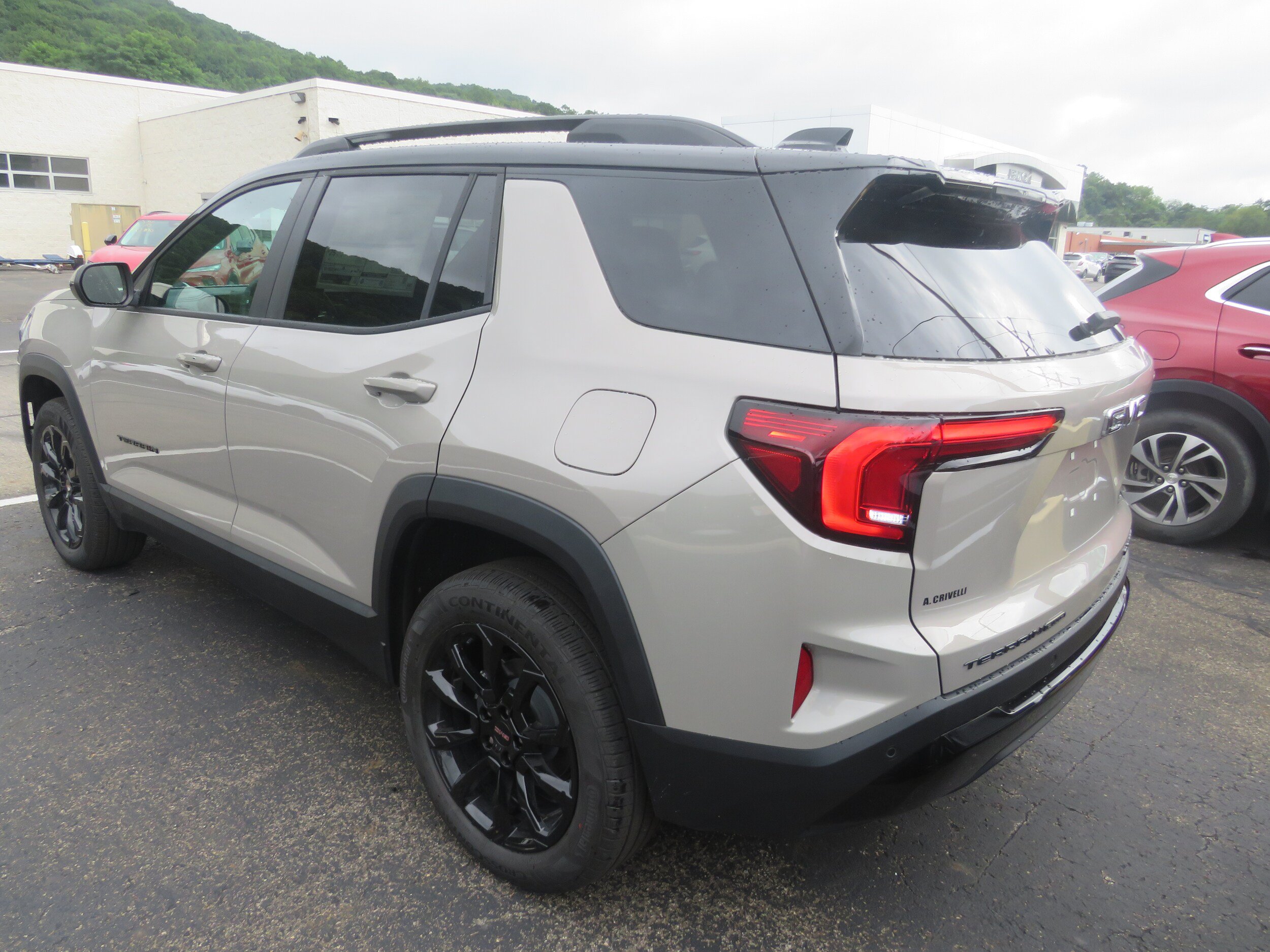 New 2027 GMC Terrain Elevation w/ Elevation Premium Package AWD/4WD image 5